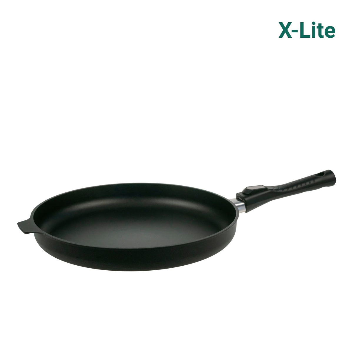 Schwarze Bratpfanne mit langem schwarzem Kunststoffgriff und antihaftbeschichteter Oberfläche.